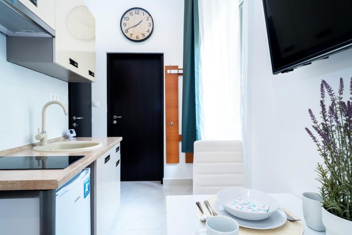 Modern Intimate Studio In The Center Budapest Exterior foto